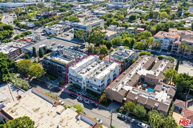 839 Larrabee Street 2, West Hollywood, CA 90069