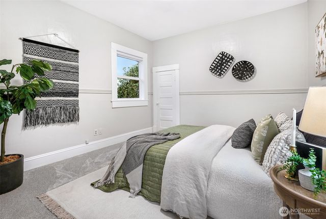 2410 Pine Street, Everett, WA 98201