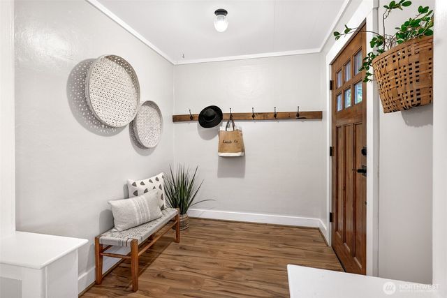 2410 Pine Street, Everett, WA 98201