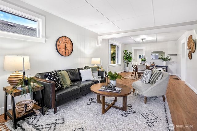 2410 Pine Street, Everett, WA 98201