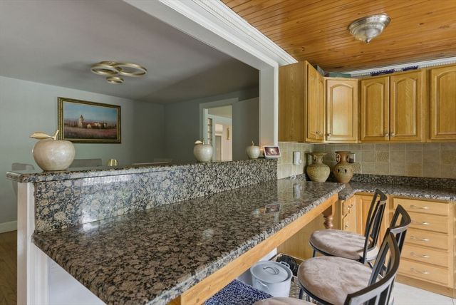 505 Lowell Street, Lynnfield, MA 01940