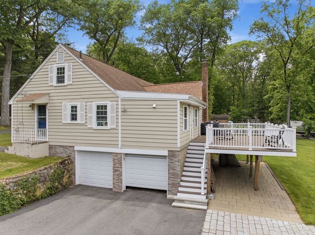 505 Lowell Street, Lynnfield, MA 01940
