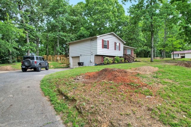 1919 Rolling Brook Drive NE, Cleveland, TN 37323