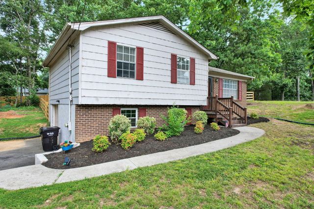 1919 Rolling Brook Drive NE, Cleveland, TN 37323