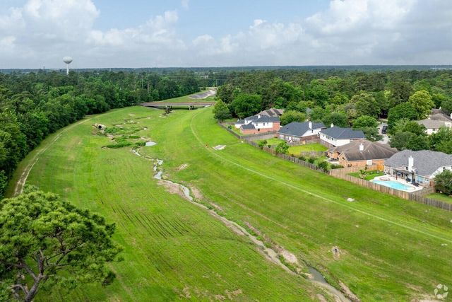 30 S Rambling Ridge Place, Conroe, TX 77385