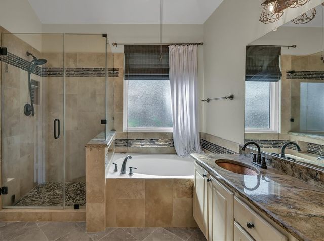 30 S Rambling Ridge Place, Conroe, TX 77385