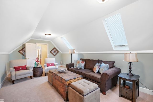 20316 Huron Dr. Drive, Clinton Twp, MI 48038