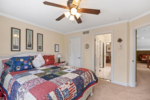 20316 Huron Dr. Drive, Clinton Twp, MI 48038