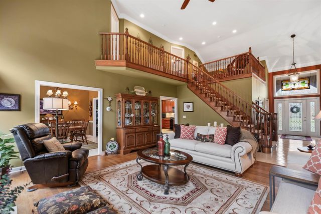 20316 Huron Dr. Drive, Clinton Twp, MI 48038