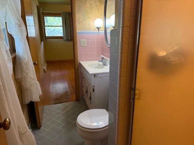 745 HI Ridge AVENUE, Waukesha, WI 53186