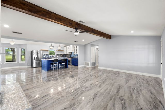 6754 Raymond, Kaufman, TX 75142