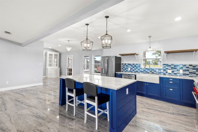6754 Raymond, Kaufman, TX 75142