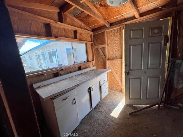 2674 Chapton Lane, Landers, CA 92285