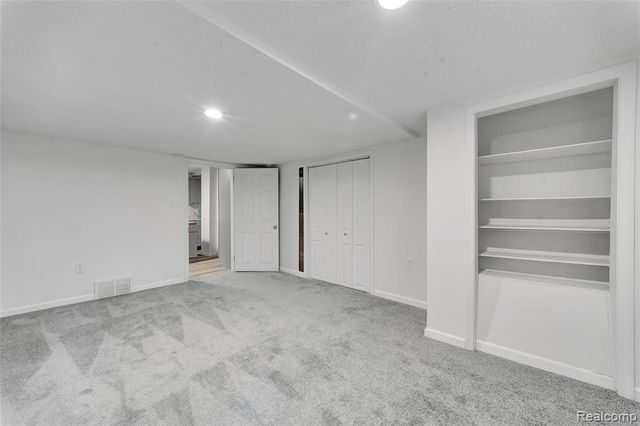 20885 Westview Avenue, Ferndale, MI 48220