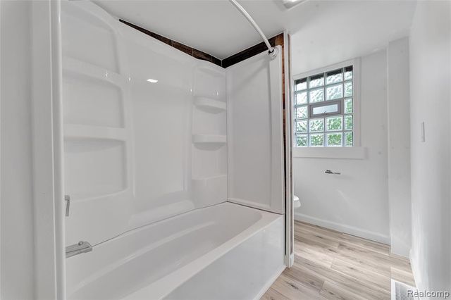 20885 Westview Avenue, Ferndale, MI 48220