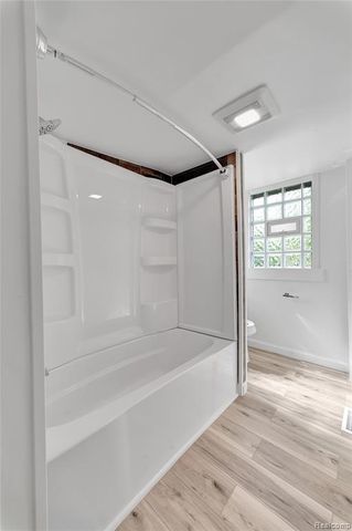 20885 Westview Avenue, Ferndale, MI 48220