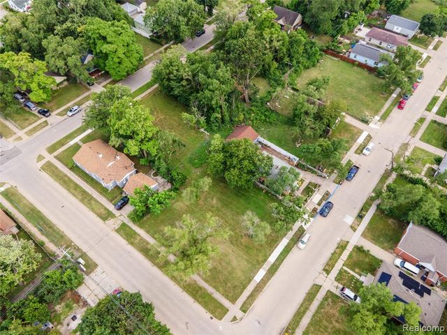 20885 Westview Avenue, Ferndale, MI 48220