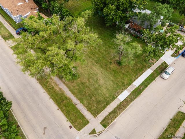 20885 Westview Avenue, Ferndale, MI 48220