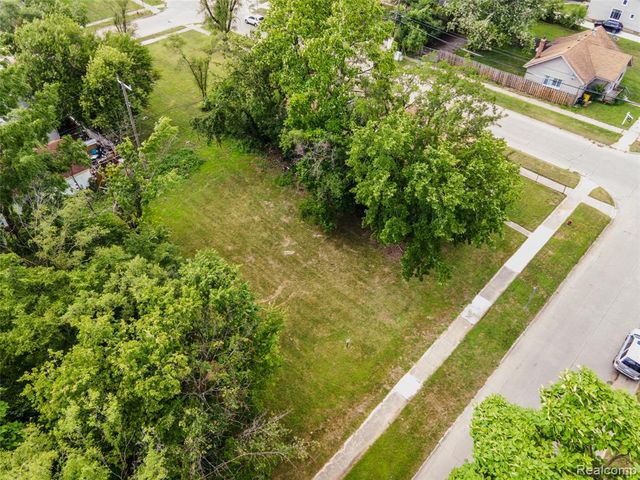 20885 Westview Avenue, Ferndale, MI 48220