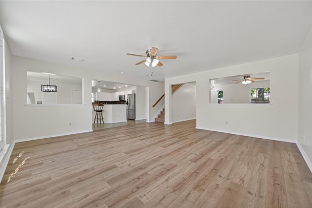 7203 Greenwood Point Drive, Cypress, TX 77433