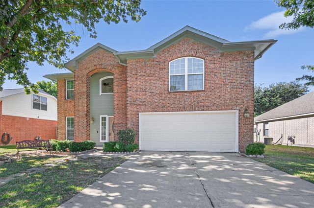 7203 Greenwood Point Drive, Cypress, TX 77433