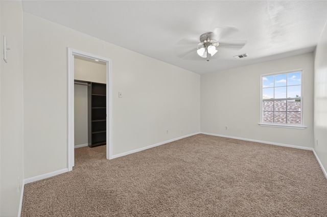 7203 Greenwood Point Drive, Cypress, TX 77433