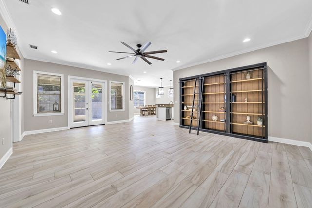 750 Woods Drive, Niceville, FL 32578