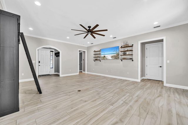 750 Woods Drive, Niceville, FL 32578