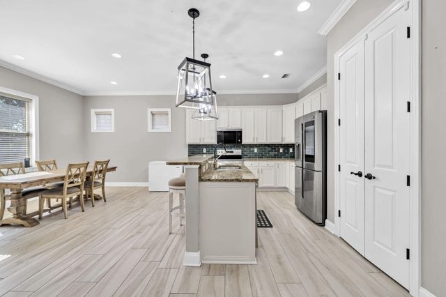 750 Woods Drive, Niceville, FL 32578