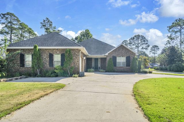 750 Woods Drive, Niceville, FL 32578