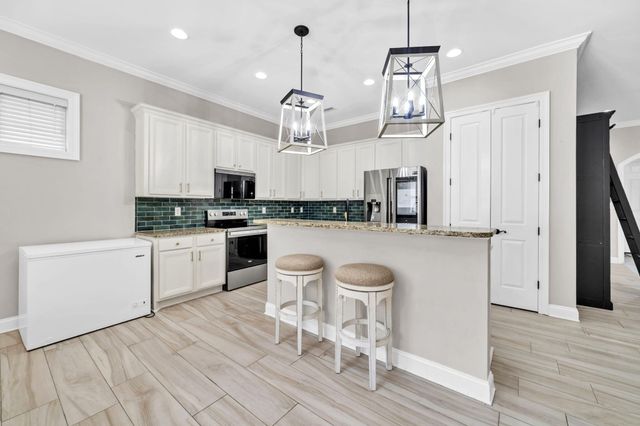 750 Woods Drive, Niceville, FL 32578