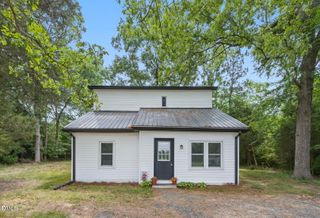 953 Bonlee Bennett Road, Siler City, NC 27344