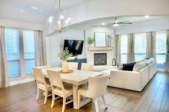 1525 Jocelyn Drive, Fort Worth, TX 76052