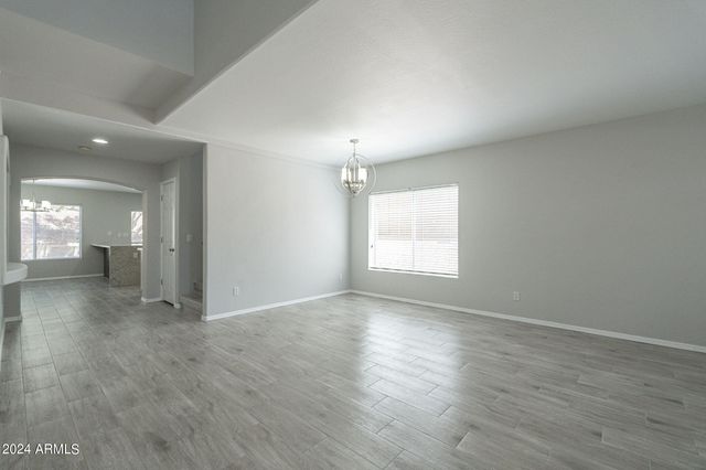 6326 W EL CORTEZ Place, Phoenix, AZ 85083