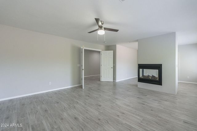 6326 W EL CORTEZ Place, Phoenix, AZ 85083