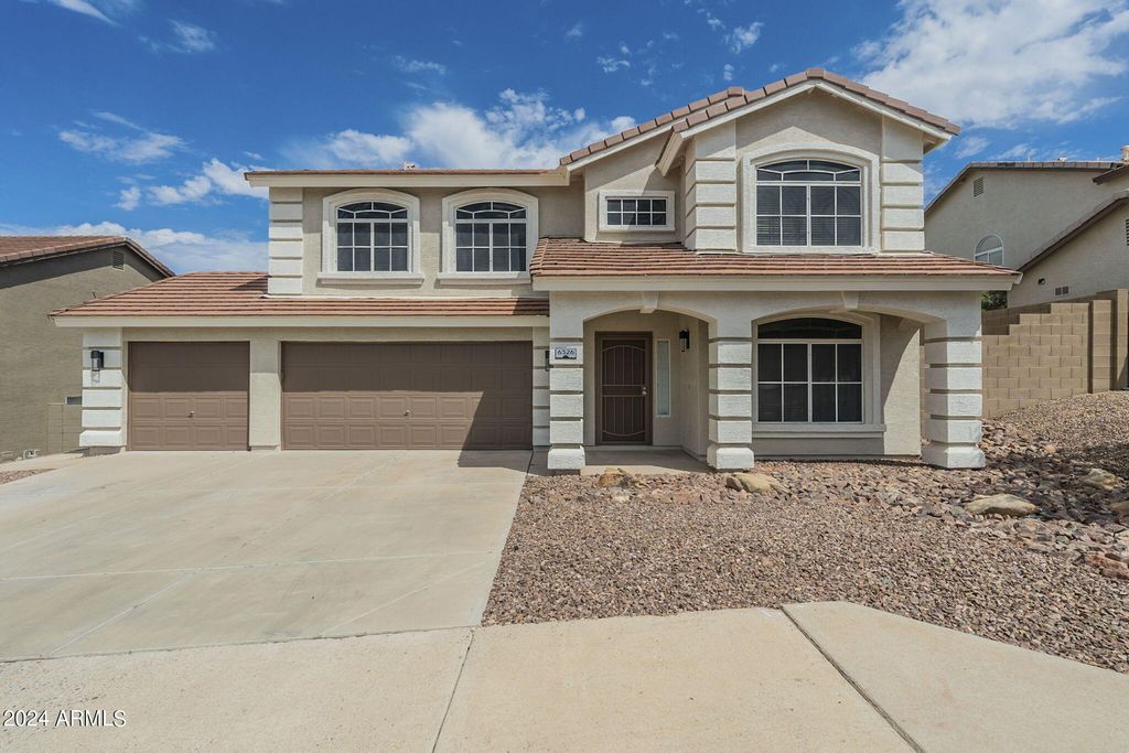 6326 W EL CORTEZ Place, Phoenix, AZ 85083