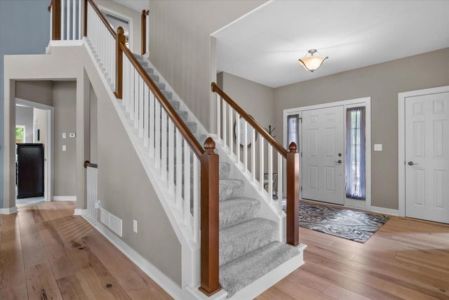 N25W27264 Covington COURT, Pewaukee, WI 53072
