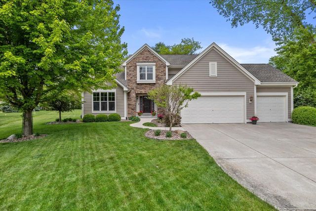 N25W27264 Covington COURT, Pewaukee, WI 53072