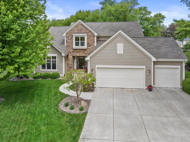 N25W27264 Covington COURT, Pewaukee, WI 53072