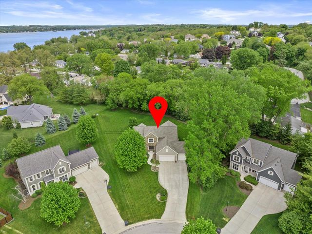 N25W27264 Covington COURT, Pewaukee, WI 53072