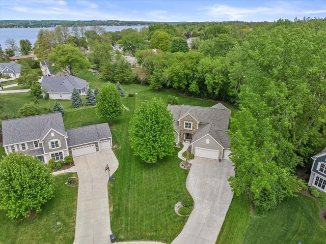 N25W27264 Covington COURT, Pewaukee, WI 53072