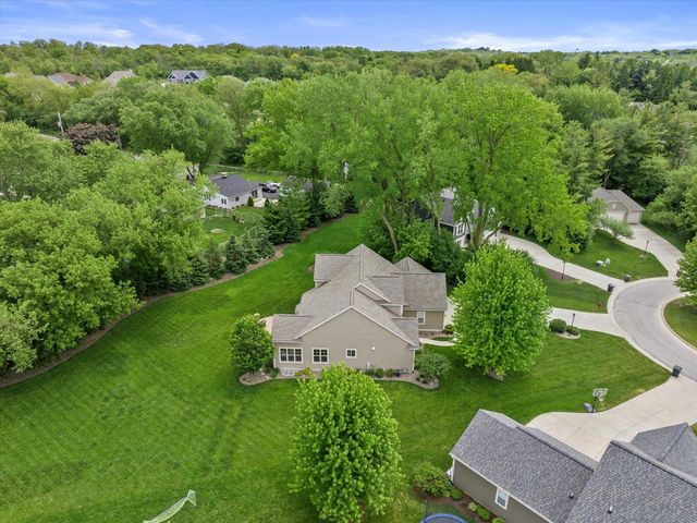 N25W27264 Covington COURT, Pewaukee, WI 53072