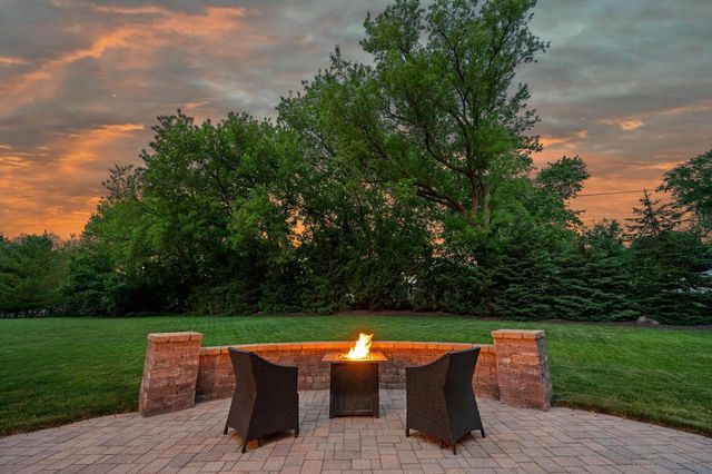 N25W27264 Covington COURT, Pewaukee, WI 53072