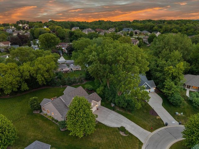 N25W27264 Covington COURT, Pewaukee, WI 53072