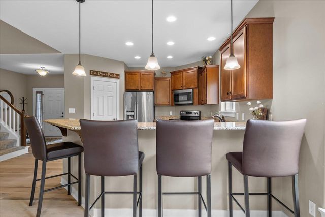 N25W27264 Covington COURT, Pewaukee, WI 53072