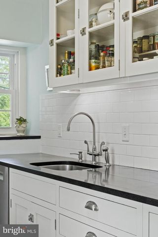 6915 CLEARVIEW ST, Philadelphia, PA 19119