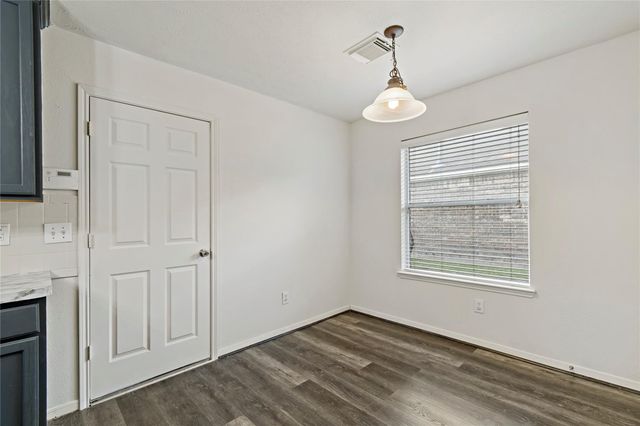 3419 Cypress Village Drive, Pearland, TX 77584