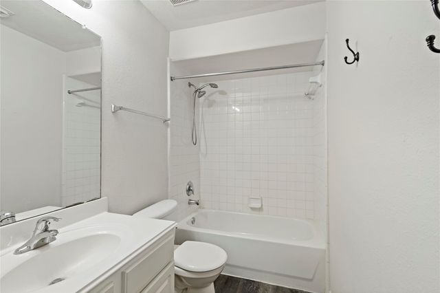 3419 Cypress Village Drive, Pearland, TX 77584