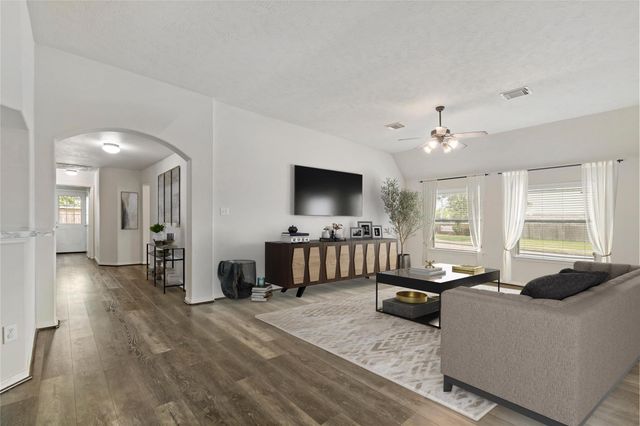 3419 Cypress Village Drive, Pearland, TX 77584