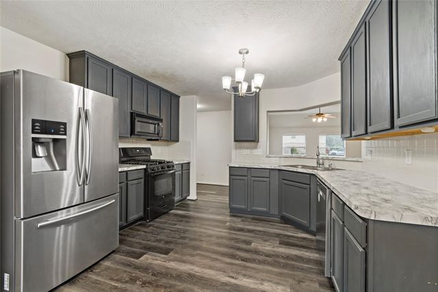 3419 Cypress Village Drive, Pearland, TX 77584